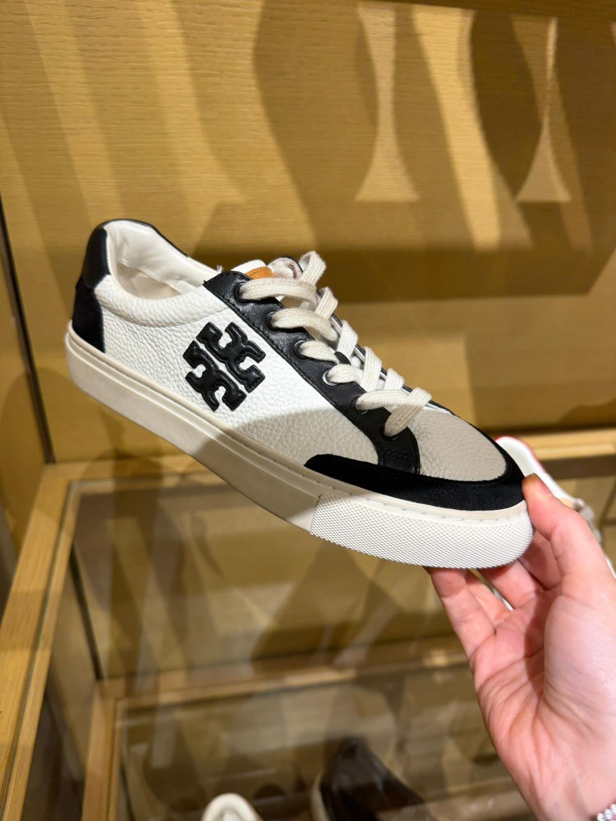 Tory Burch Sneakers