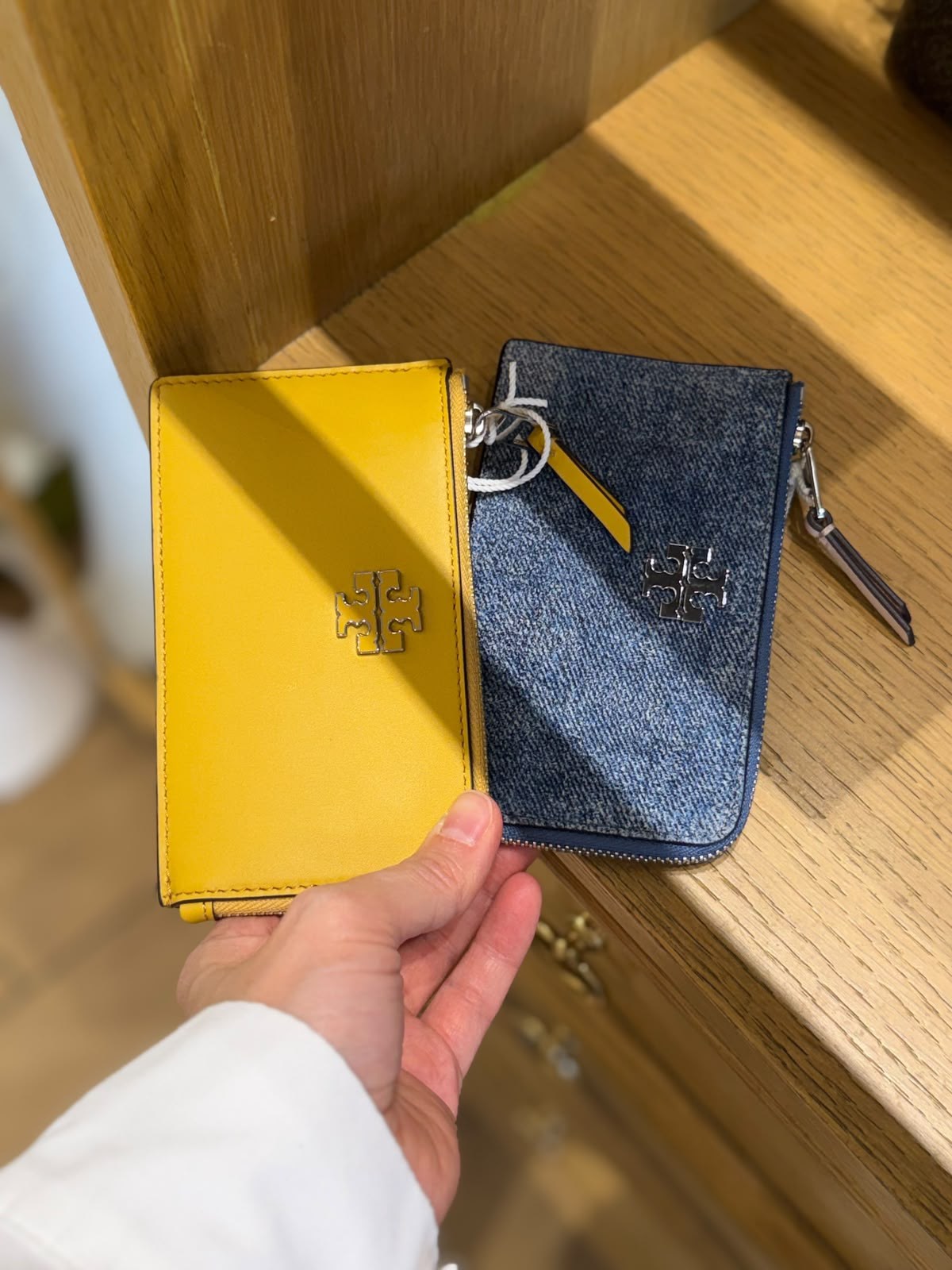 Tory Burch Kartlık