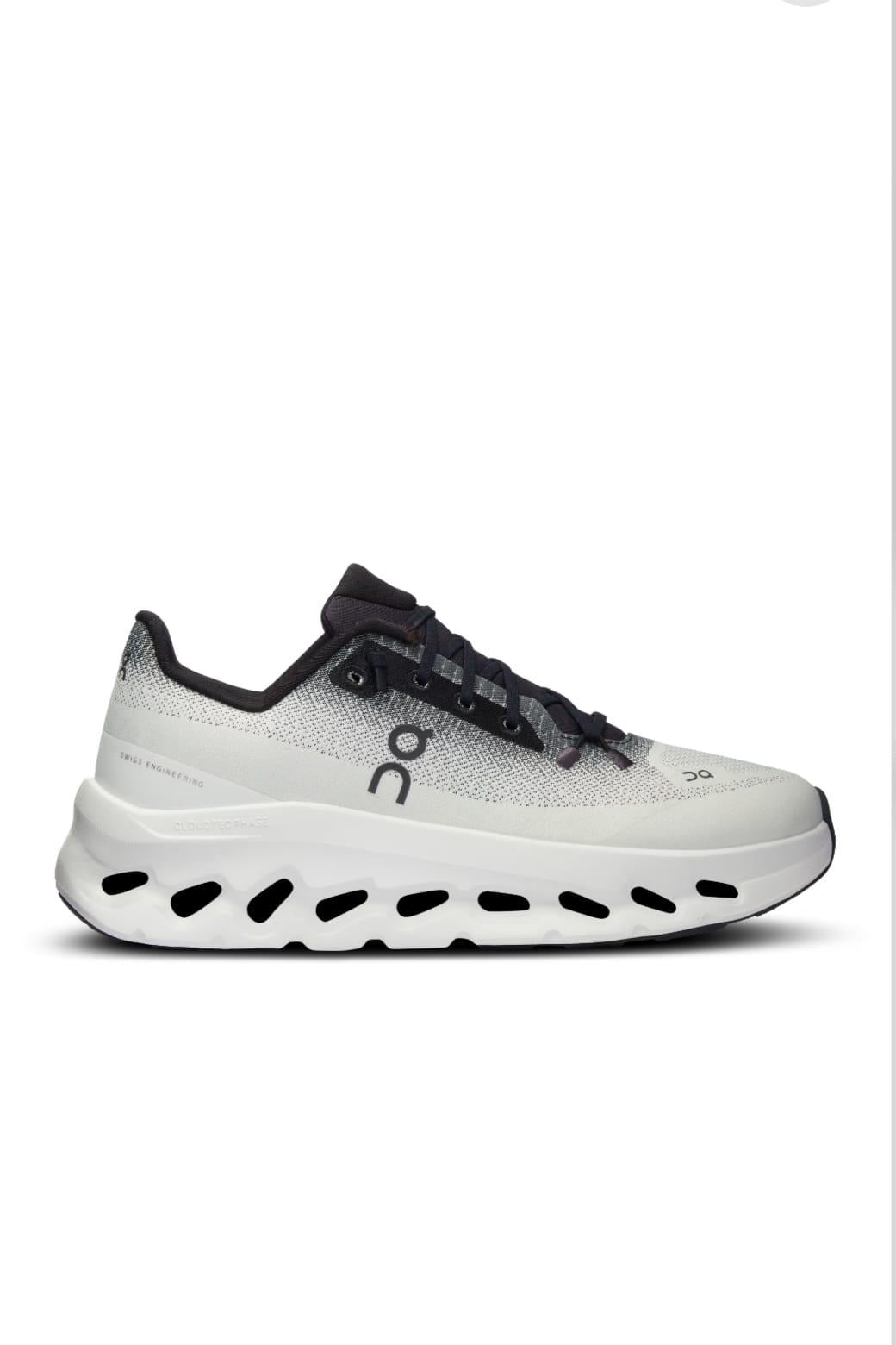 On Cloudtilt Sneakers