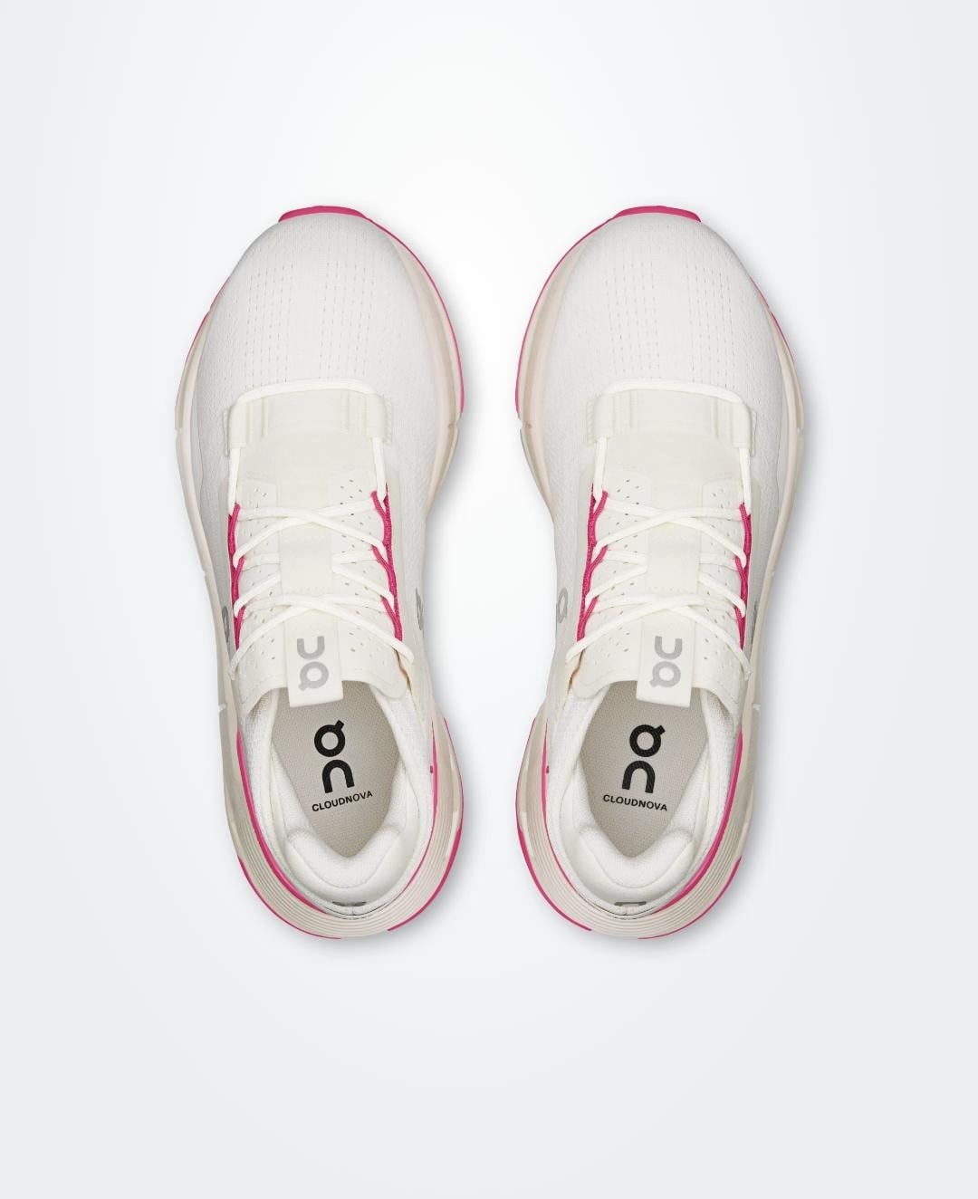 ON Cloudnova 2 Sneakers