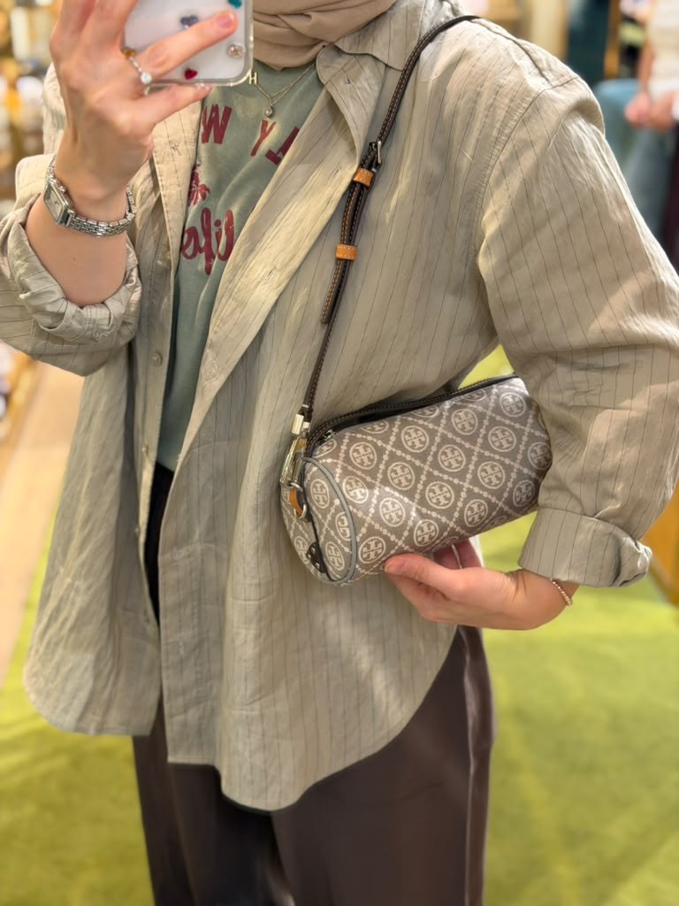 Tory Burch T Monogrom Çanta
