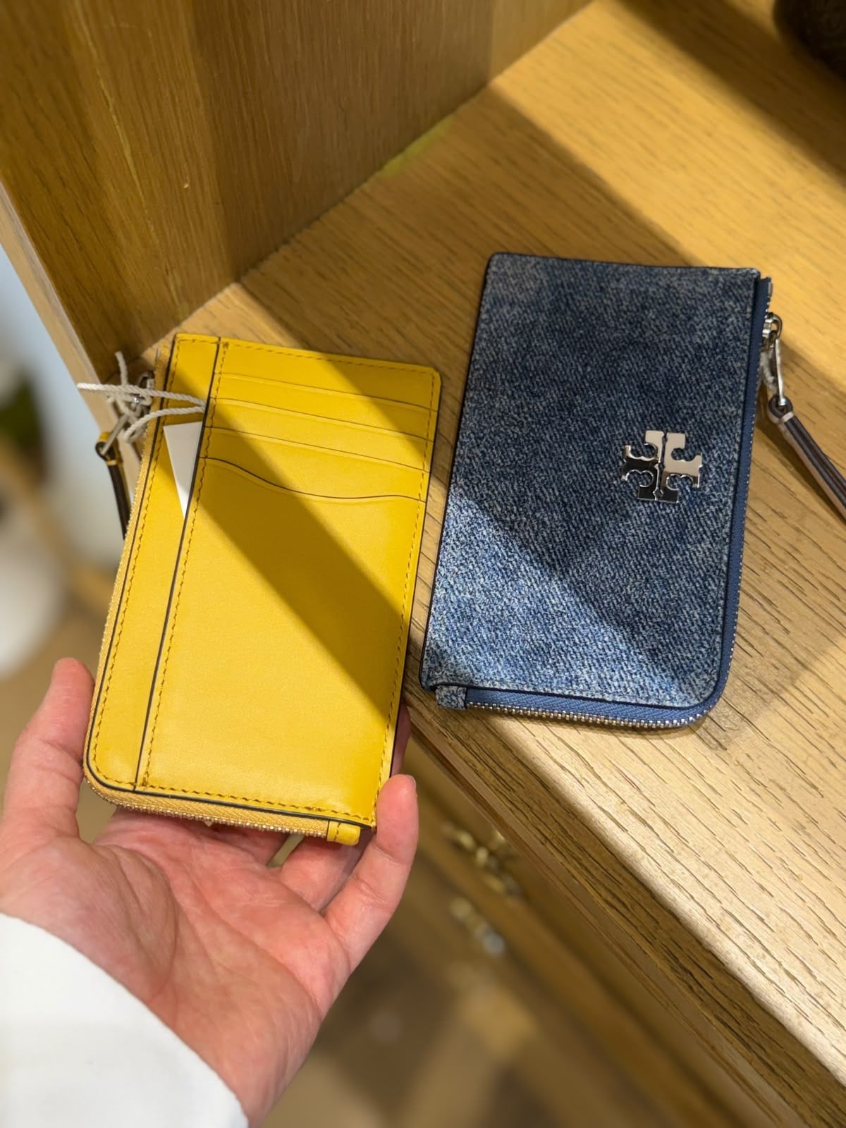 Tory Burch Kartlık