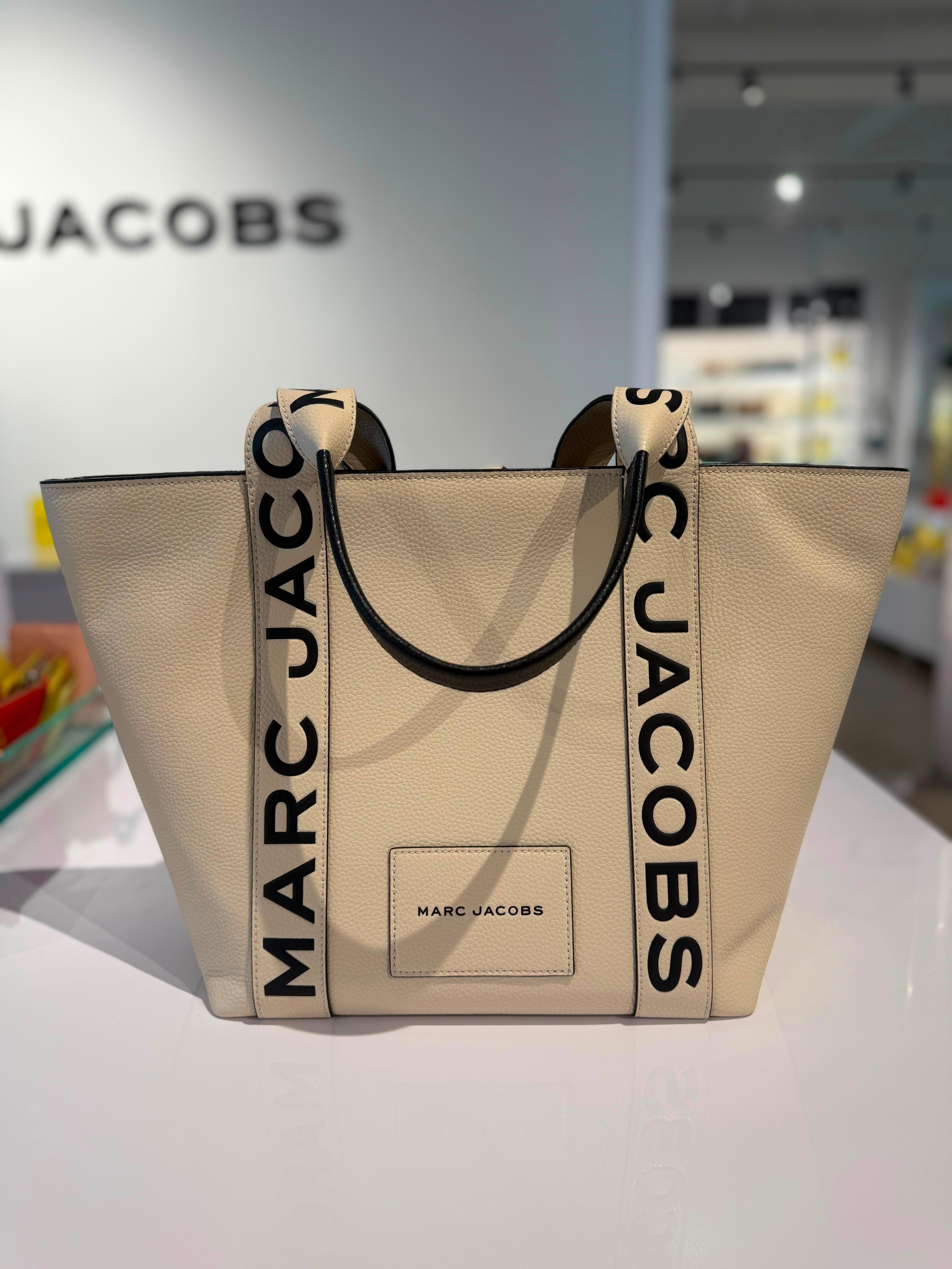 Marc Jacobs Büyük Boy Çanta