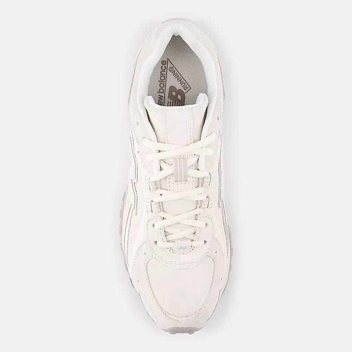 New Balance 204L Timberwolf With Linen Sneakers