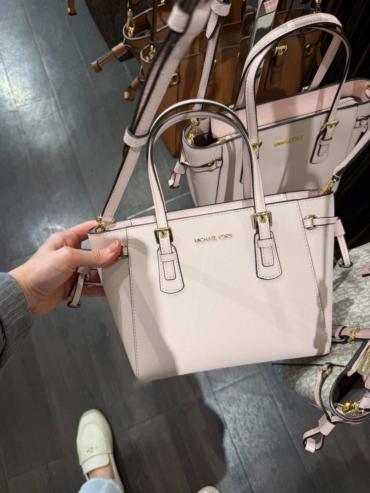 Micheal Kors Voyager Çanta