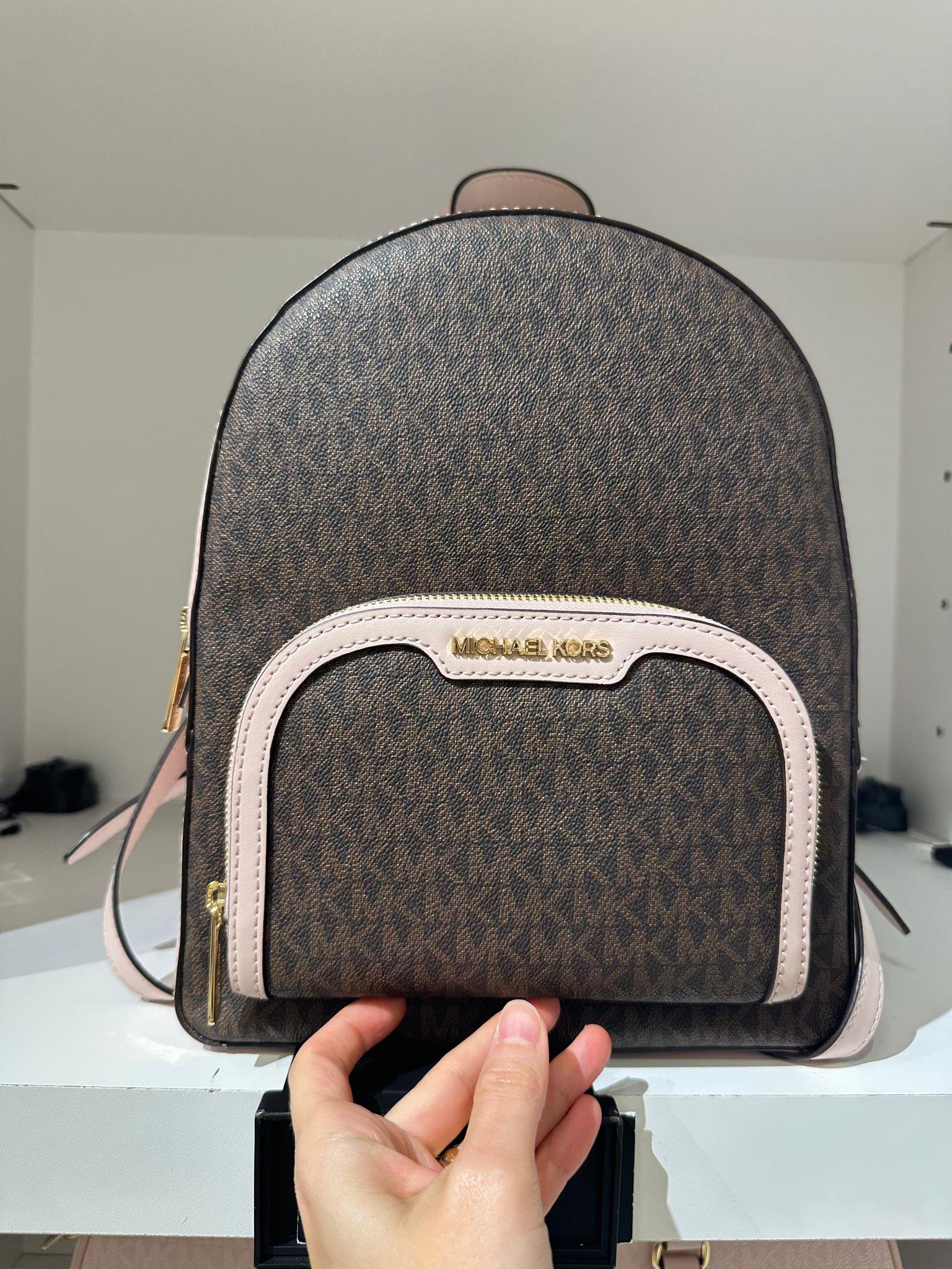 Michael Kors Orta Boy Sırt Çantası 