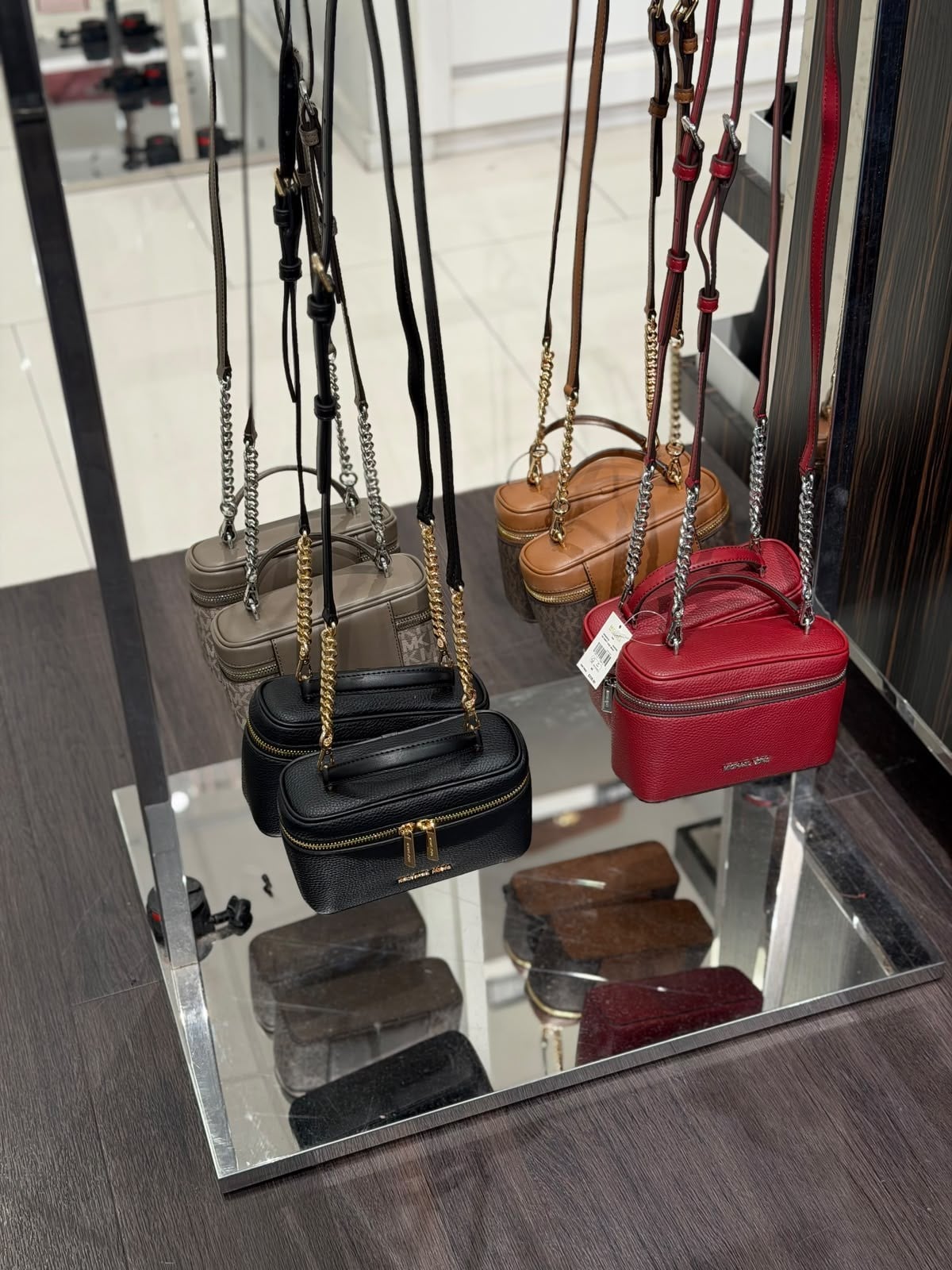 Micheal Kors Kutu Çanta