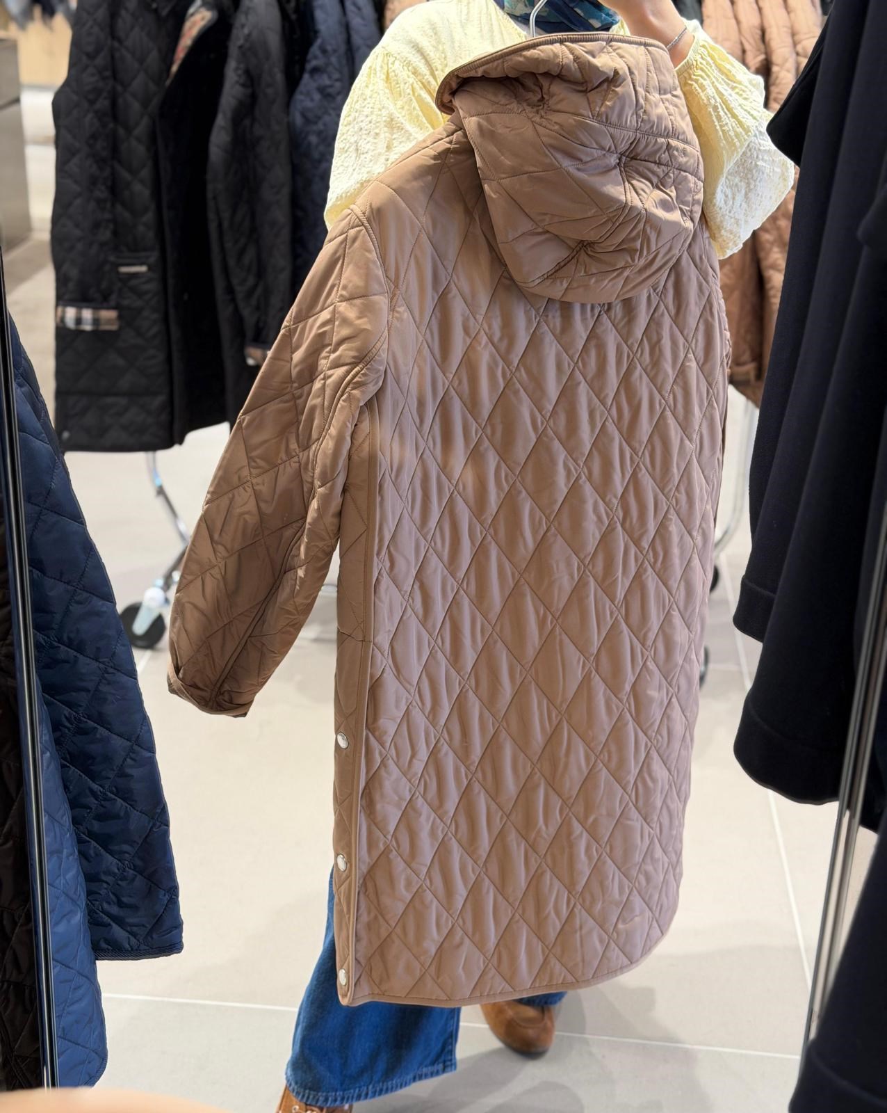 Burberry Şapkalı Quilted Uzun Mont