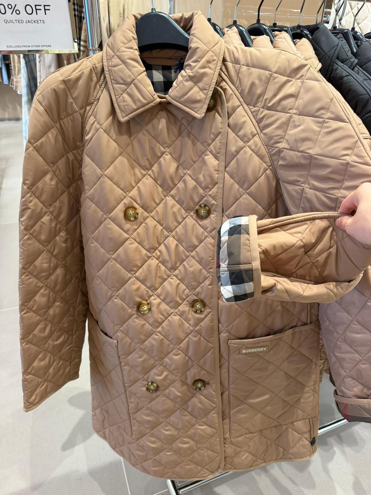 Burberry Uzun Quilted Mont