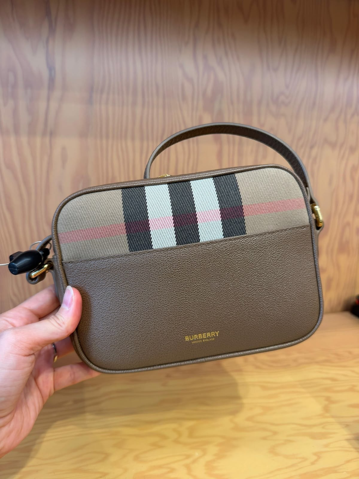 Burberry Small Camera Bag Çanta