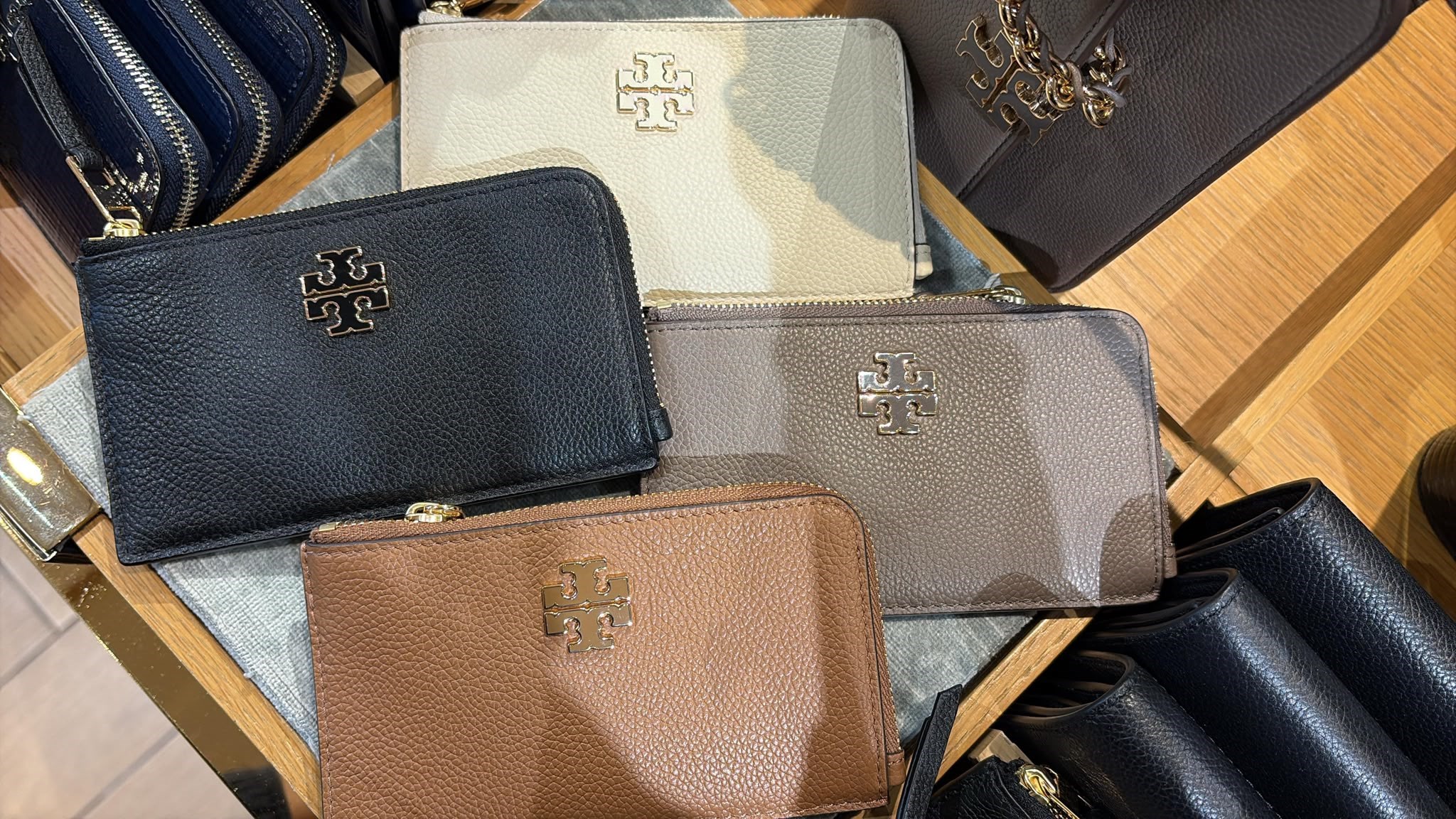 Tory Burch Kartlık