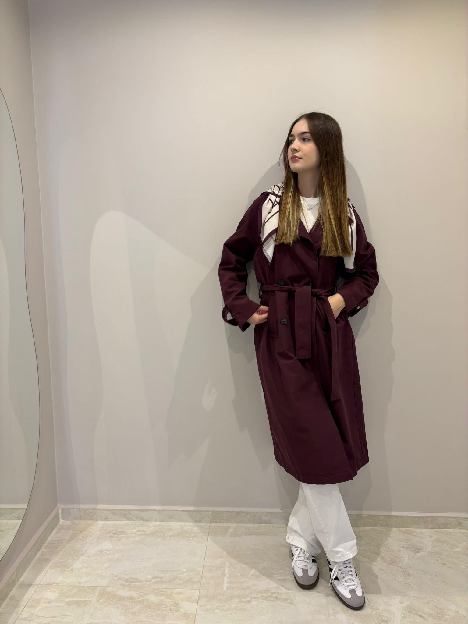 Bordo Fularlı Uzun Trençkot