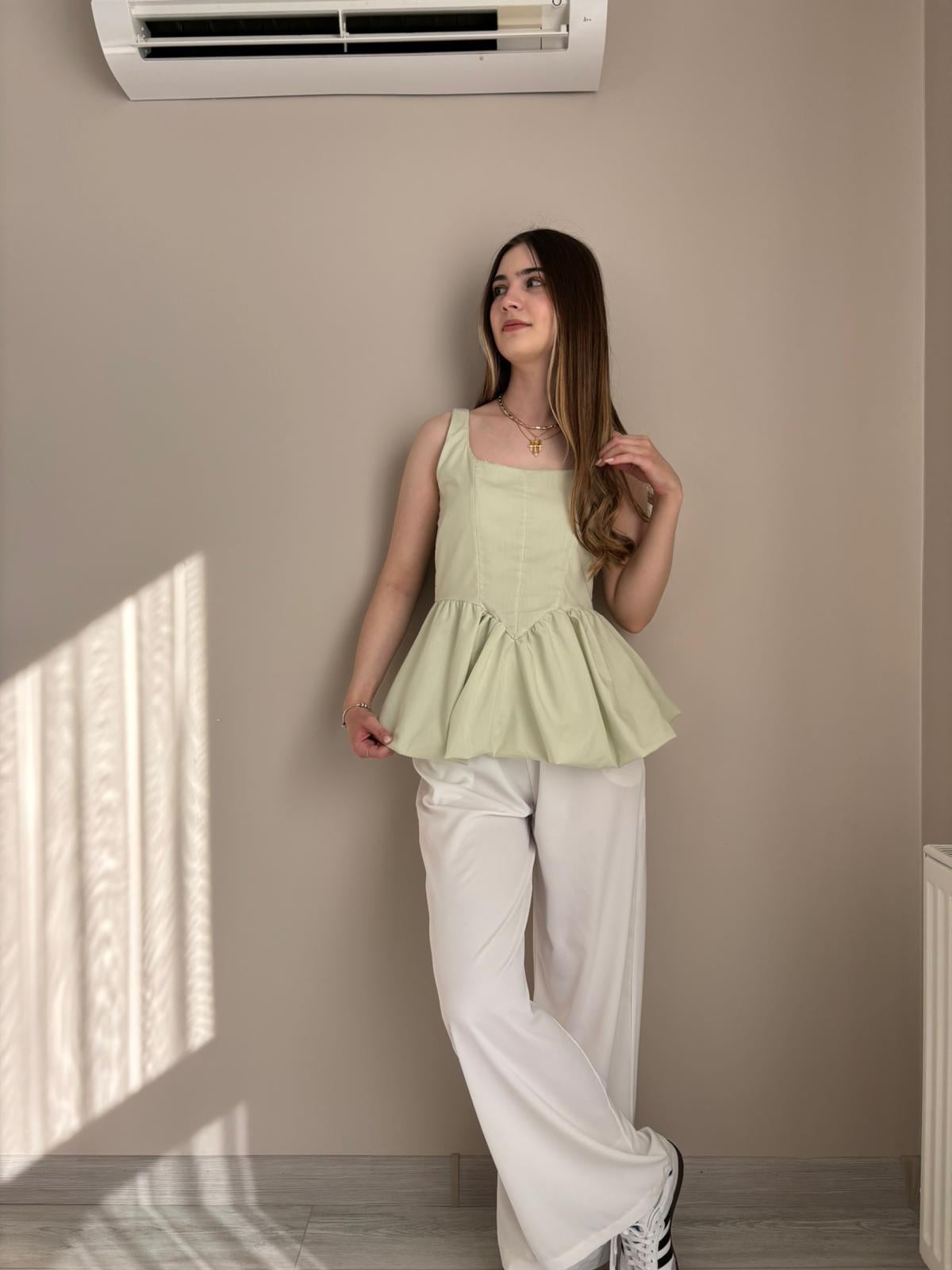 Kare Yaka Balon Bluz Yeşil