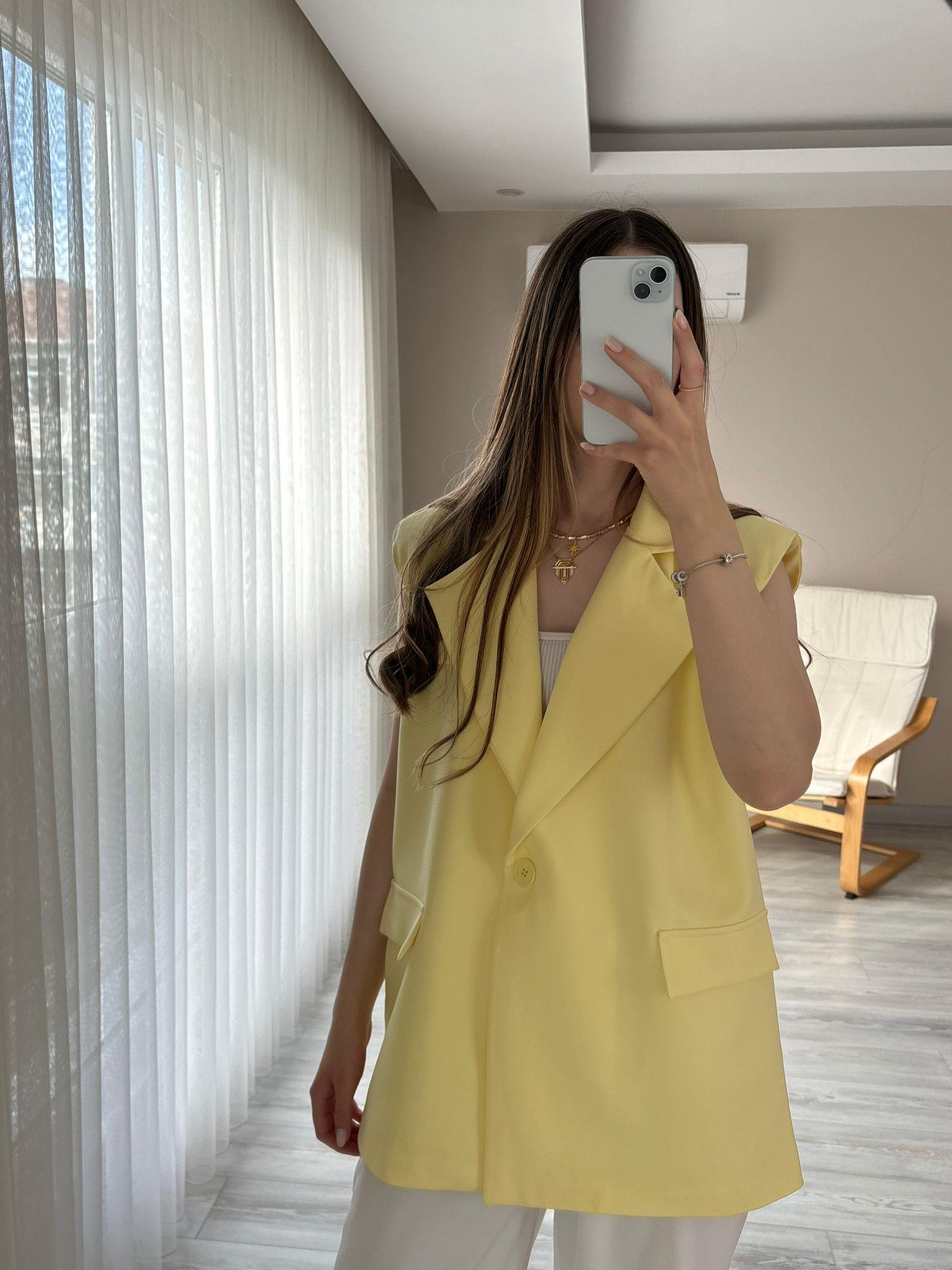 Kemerli Sarı Blazer Yelek