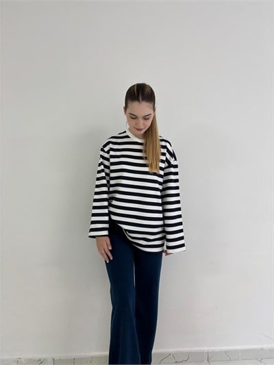 Lacivert Çizgili Bisiklet Yaka Oversize Sweatshirt