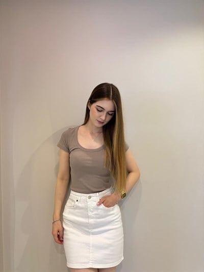 Taş U Yaka %100 Pamuklu Kısa Kollu Body