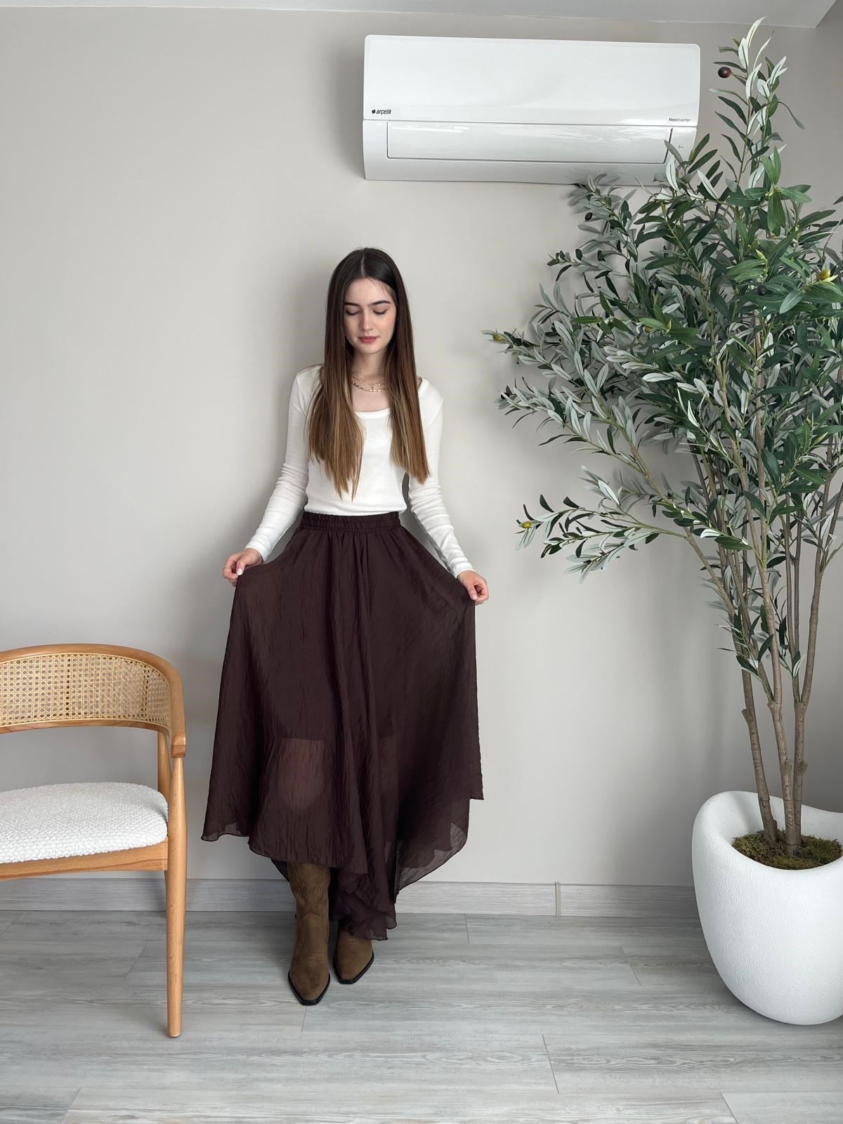 Acı Kahve Asimetrik Kesim Astarlı Etek