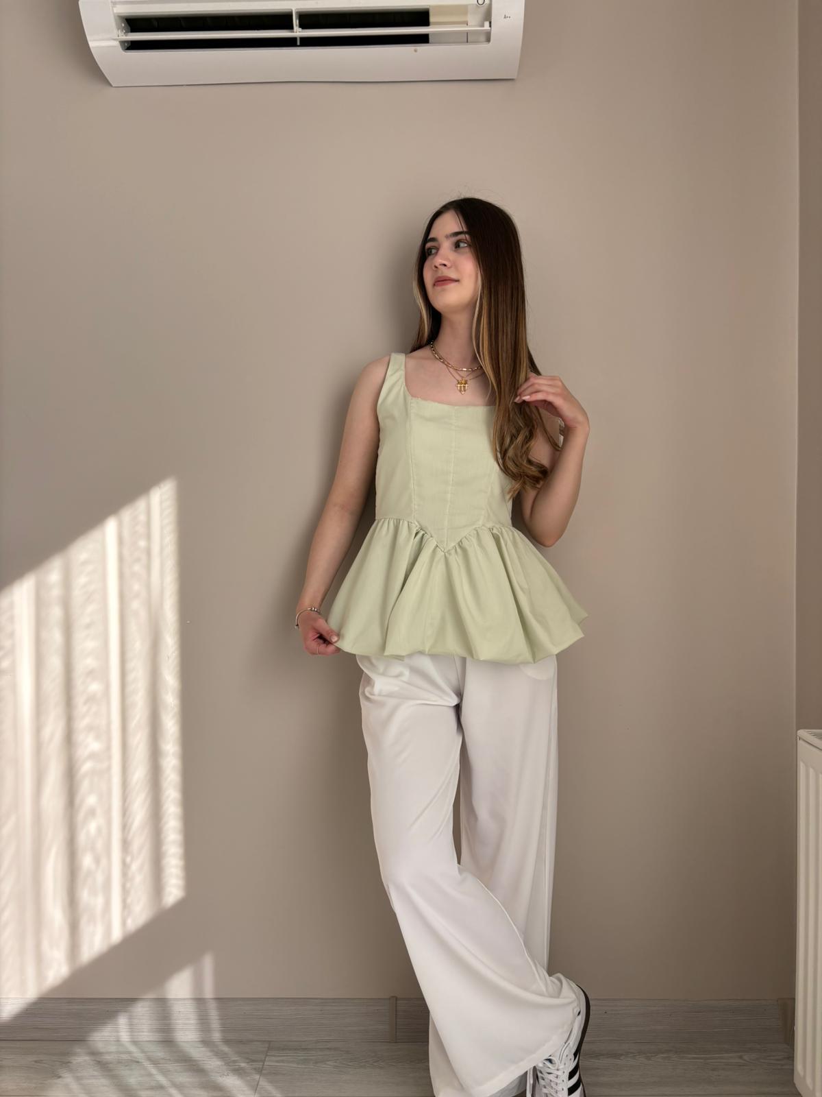 Kare Yaka Balon Bluz Yeşil