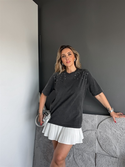 Antrasit Yıkamalı Omuzları Taşlı Tshirt