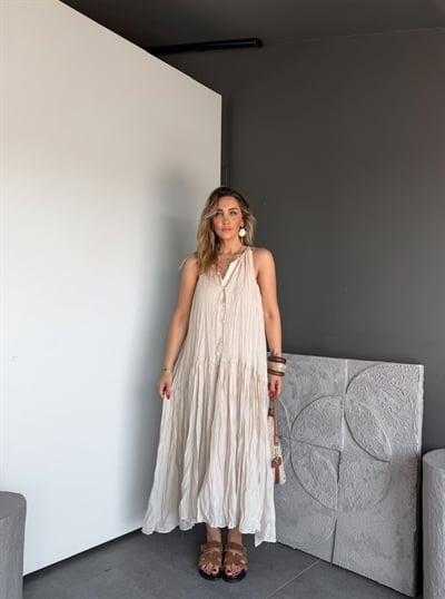 Bej Buruşuk Kumaş Halter Yaka Elbise