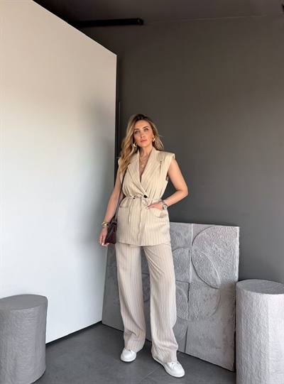 Bej Çizgili Premium Takım