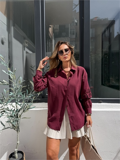 Bordo Kolları Nakışlı Tensel Gömlek