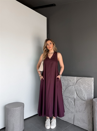 Bordo V Yaka Kloş Kesim Cepli Elbise