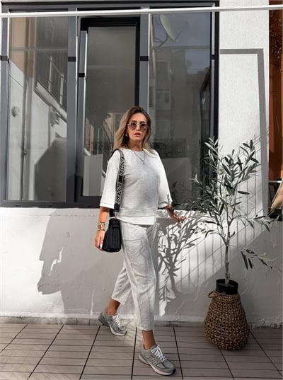Gri Beyaz Parçalı Basic Modal Takım