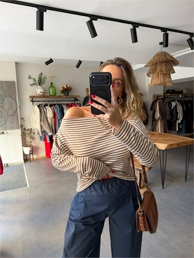 Kahve Çizgili Düşük Omuzlu Tshirt