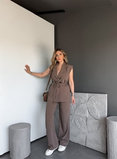 Kahve Çizgili Premium Takım