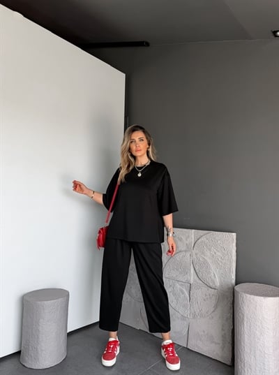 Siyah Yanları Yırtmaçlı Basic Modal Takım