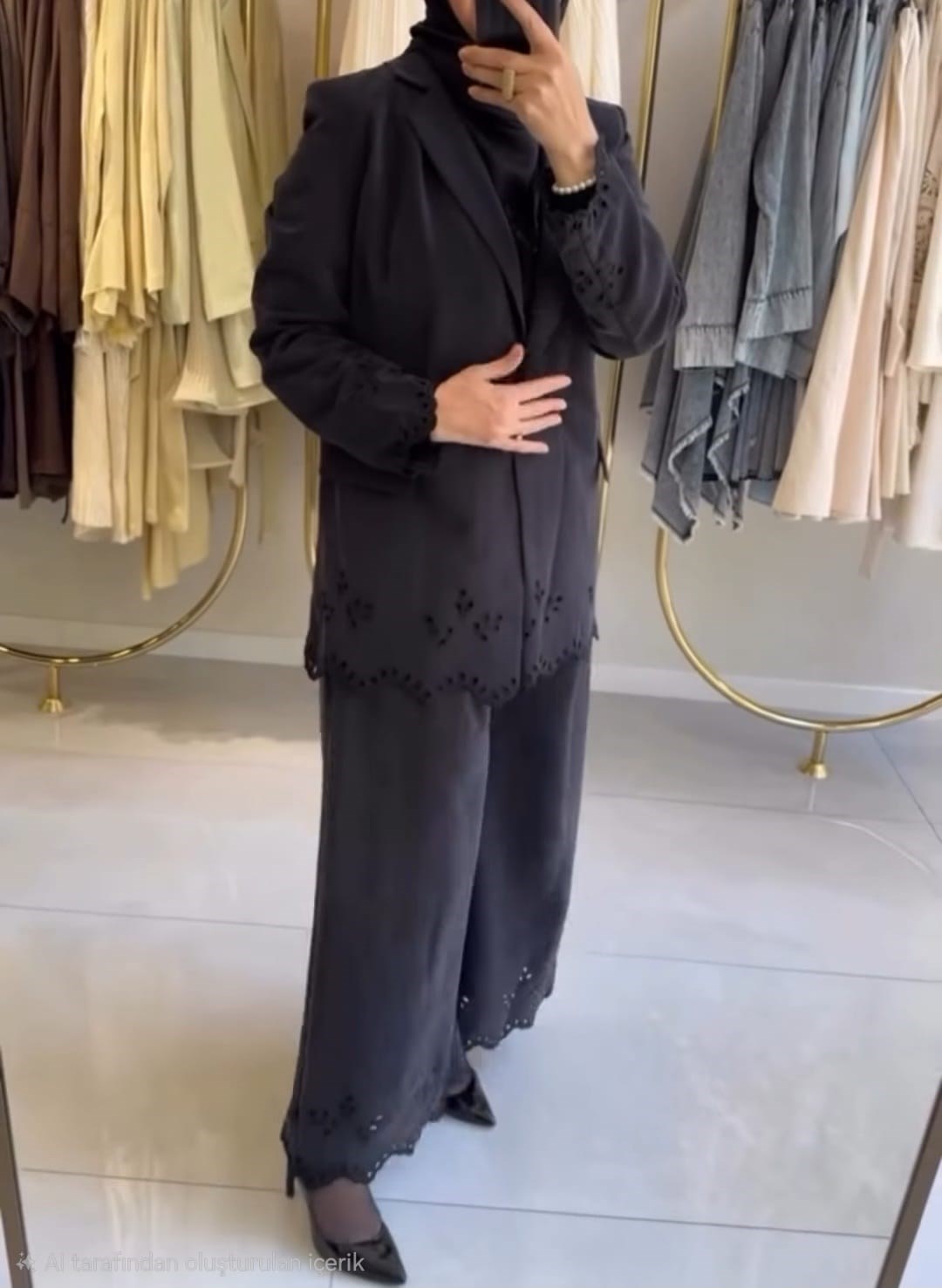 KAHMA DELİKİŞİ BLAZER CEKETLİ TAKIM