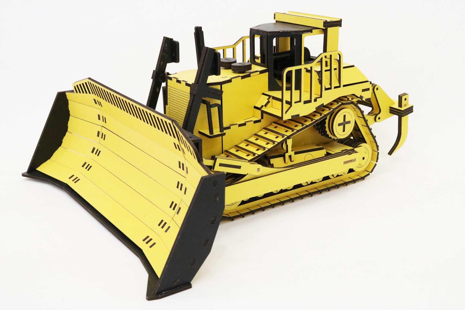 İleri Seviye İş MakineleriCATY D11 Dozer İş Makinesi Maketi | İleri Seviye3D Sergi