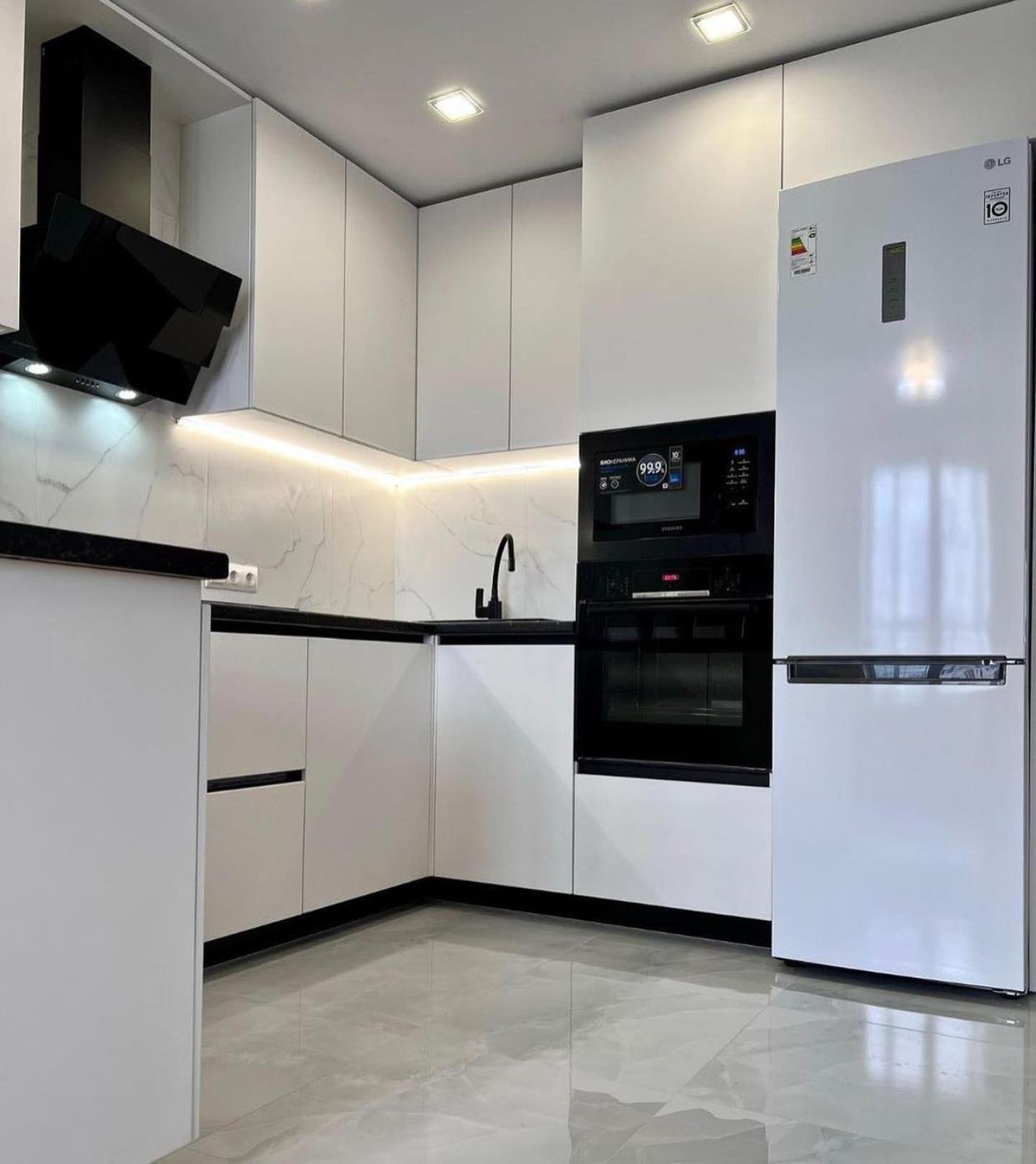 Akrilik mutfak dolabı M32