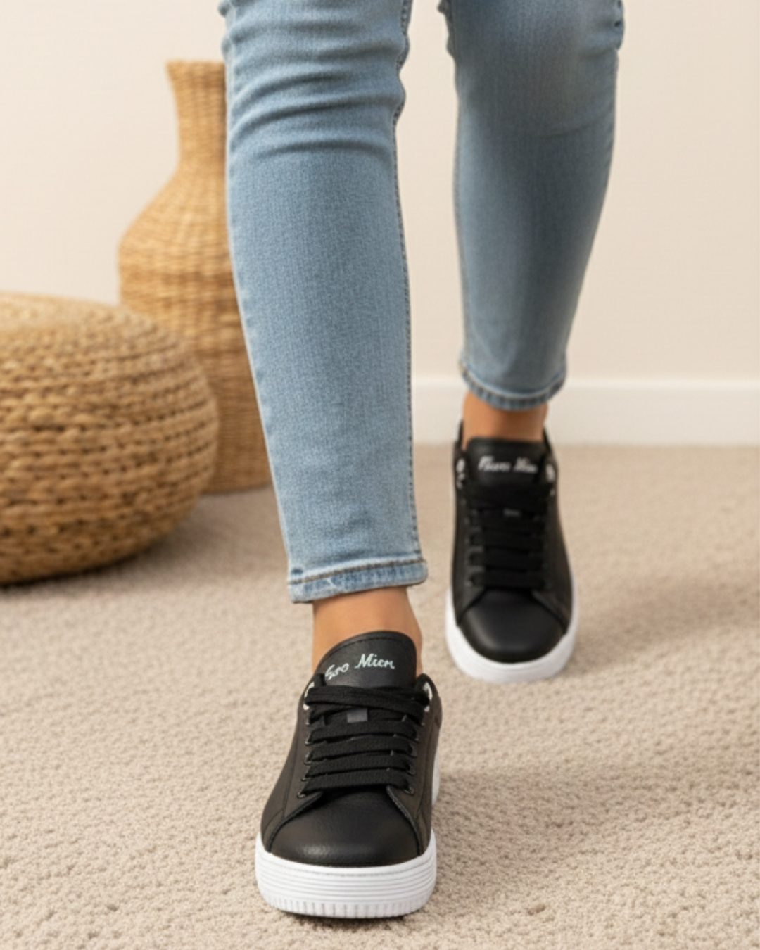 Unisex Ortopedik Rahat Spor Ayakkabı - Siyah Beyaz Taşlı