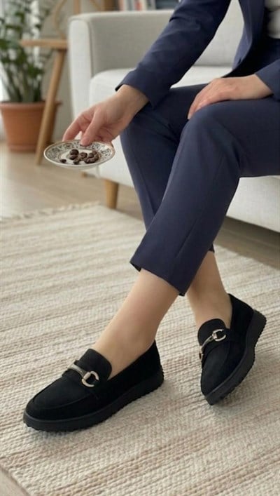 Kadın Süet Loafer Tokalı Günlük Ayakkabı - Siyah