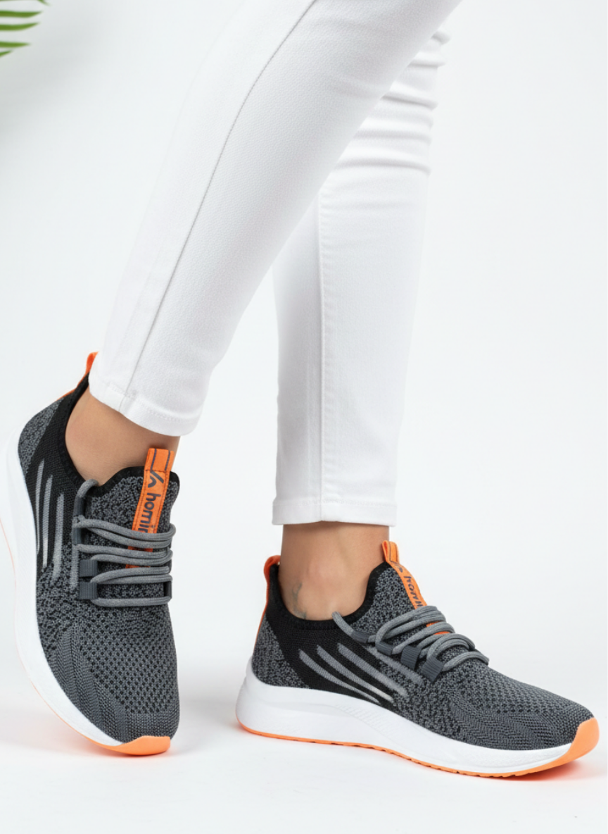 Homiro.com.tr'de Bağcıklı Triko Unisex Spor Ayakkabı-Füme Oranj seçeneğiyle tarzınızı ve konforunuzu bir arada bulabilirsiniz. Unisex spor ayakkabı modelleri için hemen tıklayın!