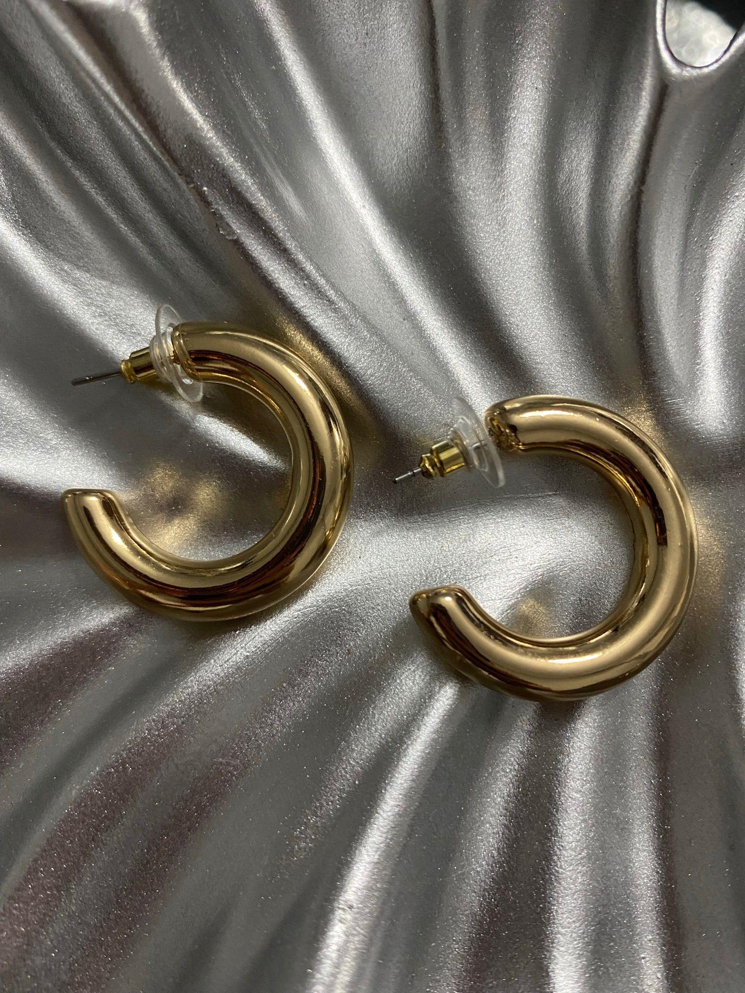 Orta Boy Halka Küpe