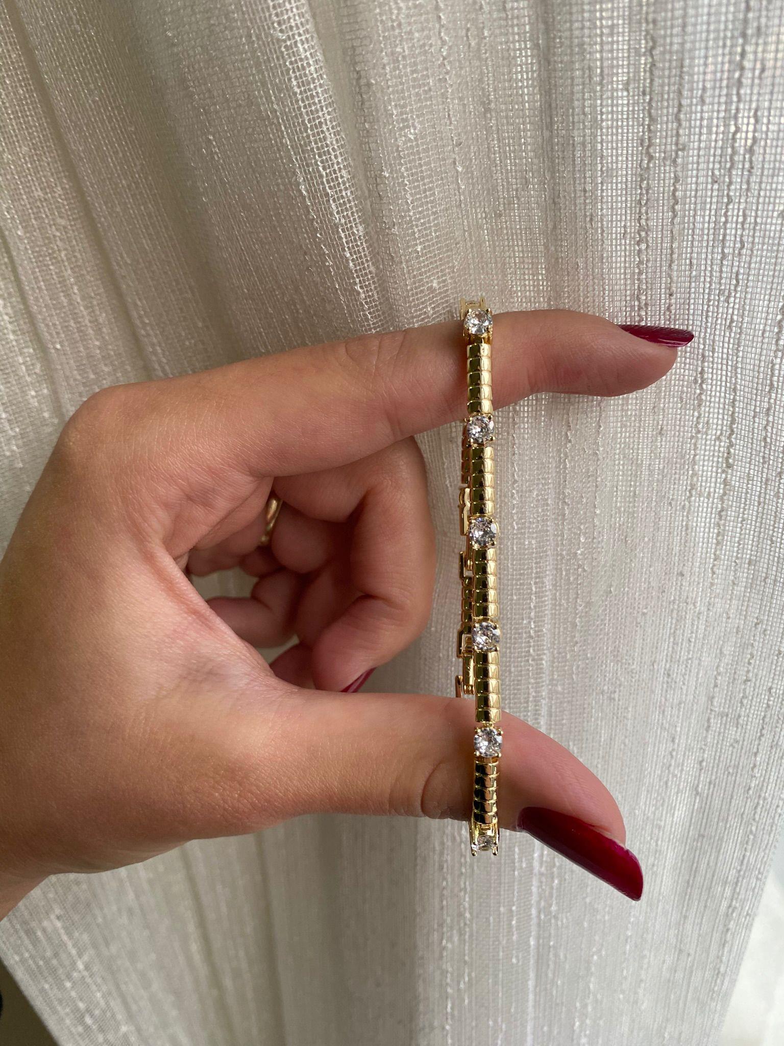 Tasarım Xuping Kare Taşlı Gold Lüx Bileklik