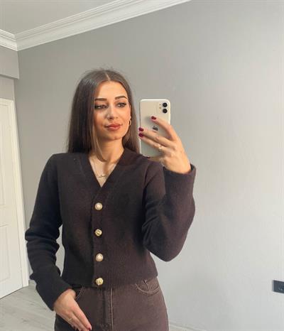 Dilvin Gold Düğmeli Yumoş Hırka - Acı Kahve