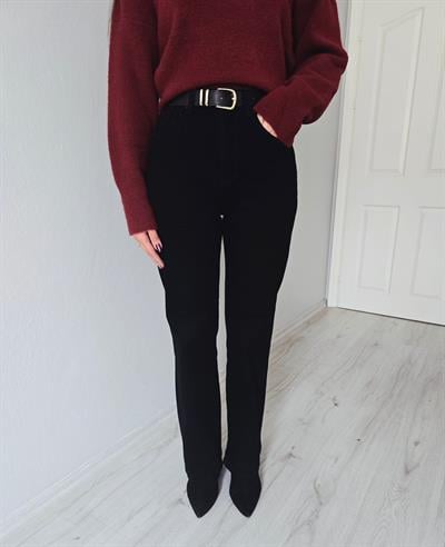 Kemerli Yüksek Bel Likralı Kapalı Paça Jean Siyah