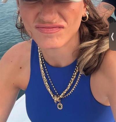 Tasarım Yeşil Taşlı Gold Serenay Kolye