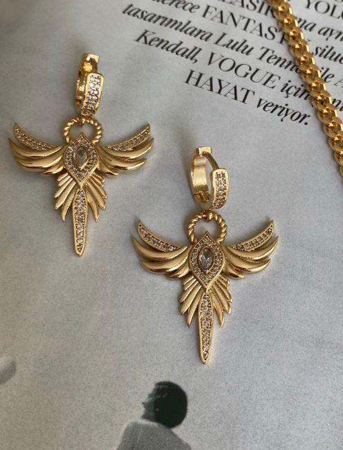 Beyaz Taş Detay Tasarım Anka Kuşu Küpe