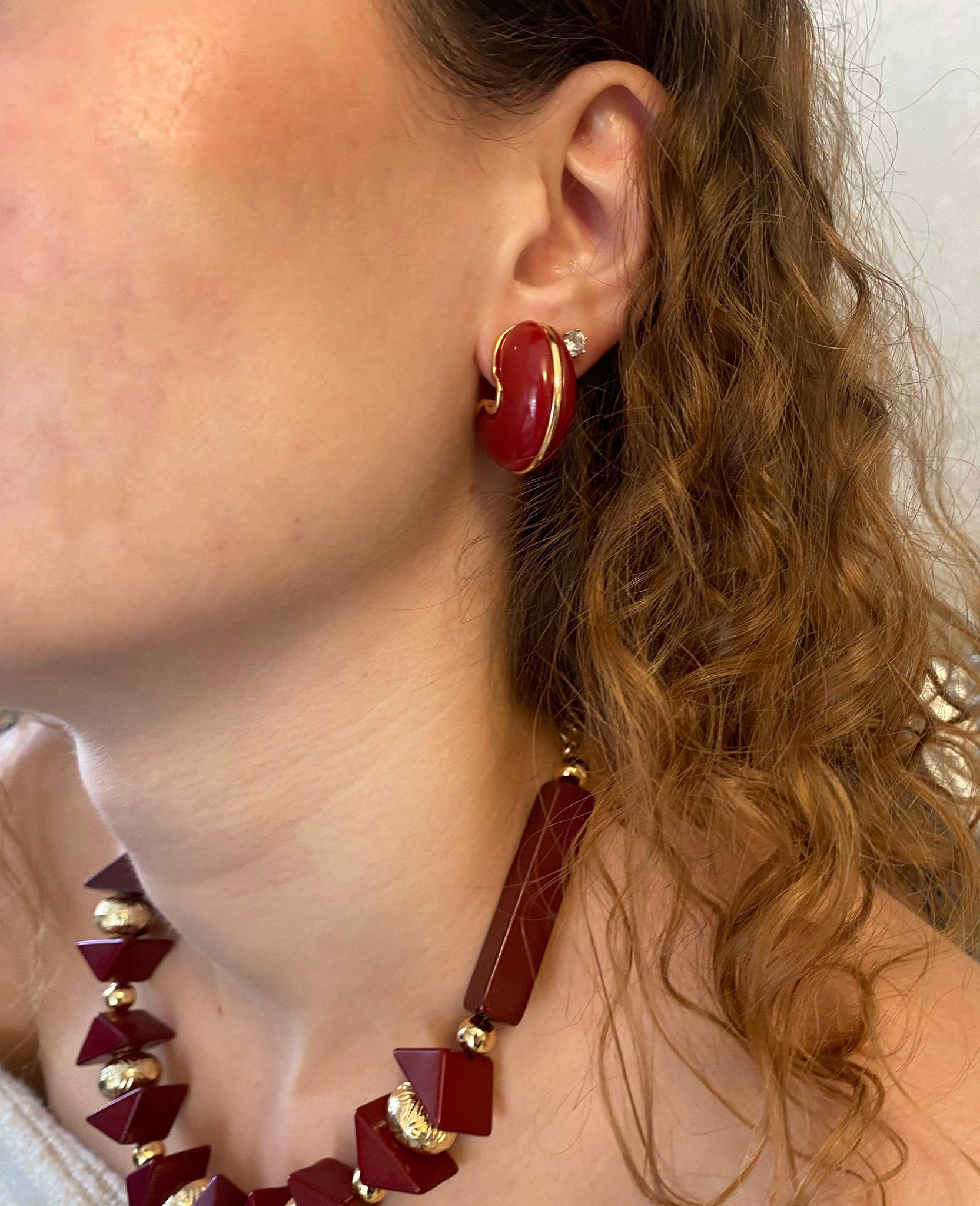 Bordo Yarım Oval Halka Mineli Küpe