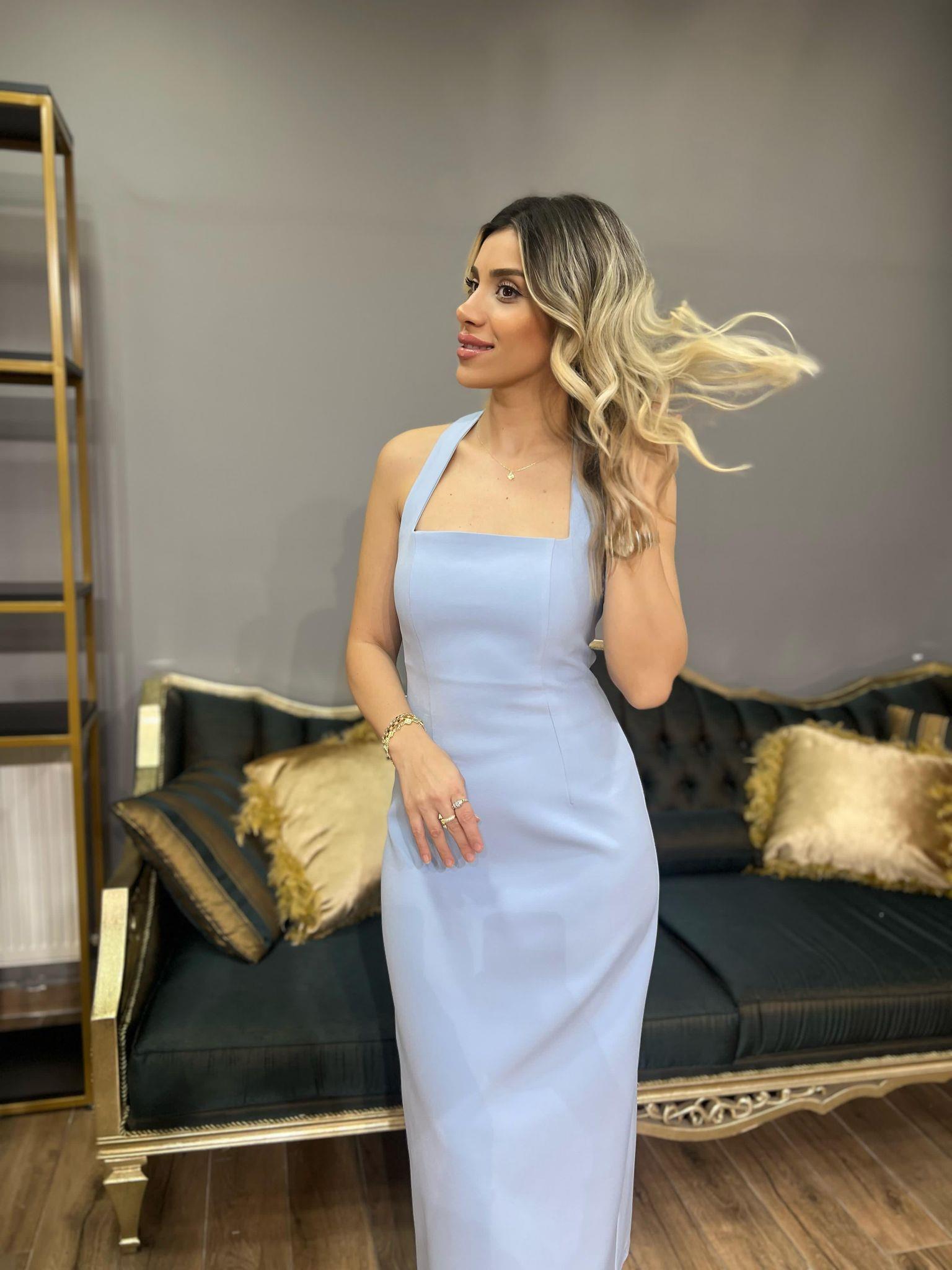 Boyun Askılı Sırtı Açık Midi Boy Elbise Bebe Mavisi