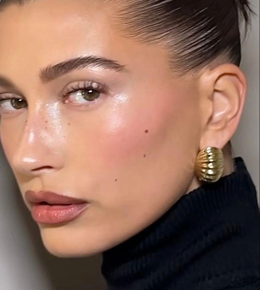 Hailey Tırtıklı Vintage Küpe