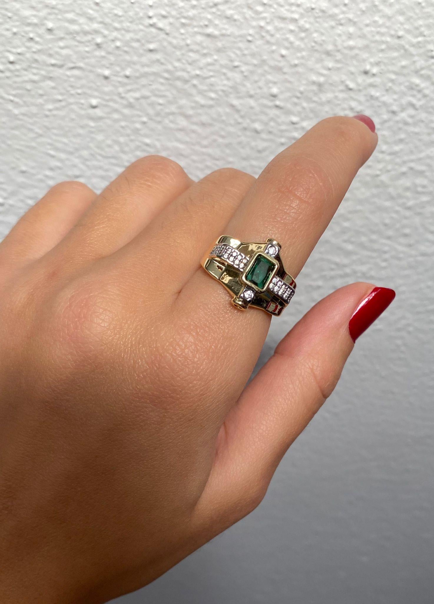 Marka Model Emma Yeşil Taşlı Ayarlanabilir Yüzük