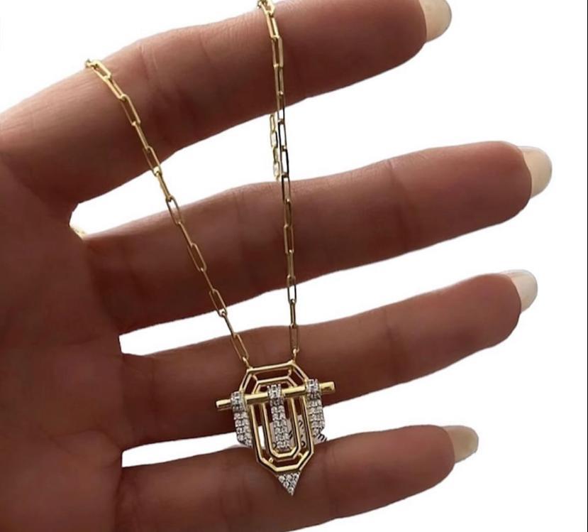 Marka Model Gold Taşlı Ok Serenay Kolyesi