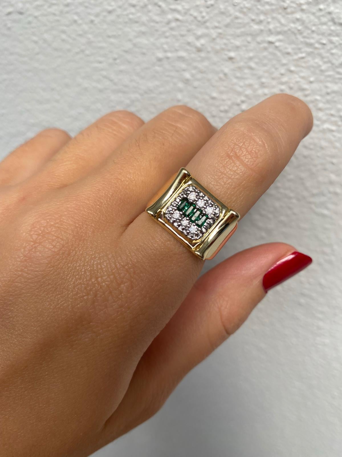 Marka Model Yeşil Taşlı Kare Ayarlanabilir Yüzük