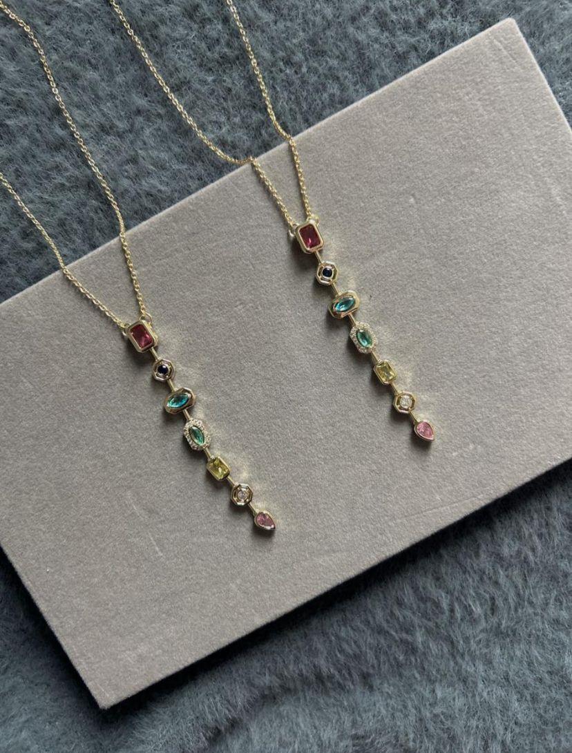 Premium Renkli Taşlı Tasarım Dekolte Kolye